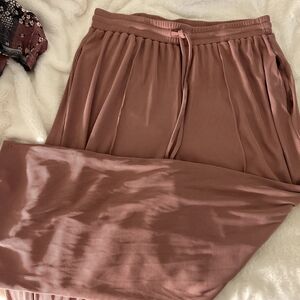 Dusty Pink Ribbed Lounge Pants